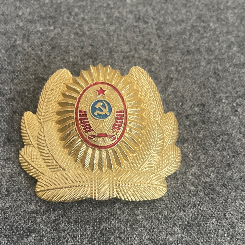 Vintage 1980- This is a Soviet Police cap badge, also known as a cockade